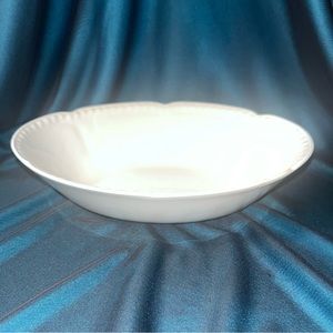 Johnson Brothers Old English White oval vegetable bowl 9” VTG Rope edge England